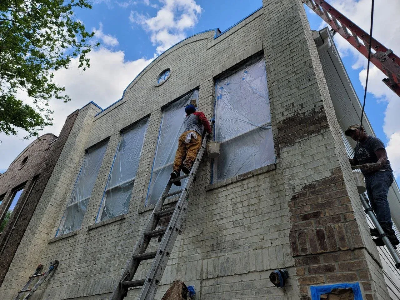 DIY vs Professional Painting: When to Hire a Pro