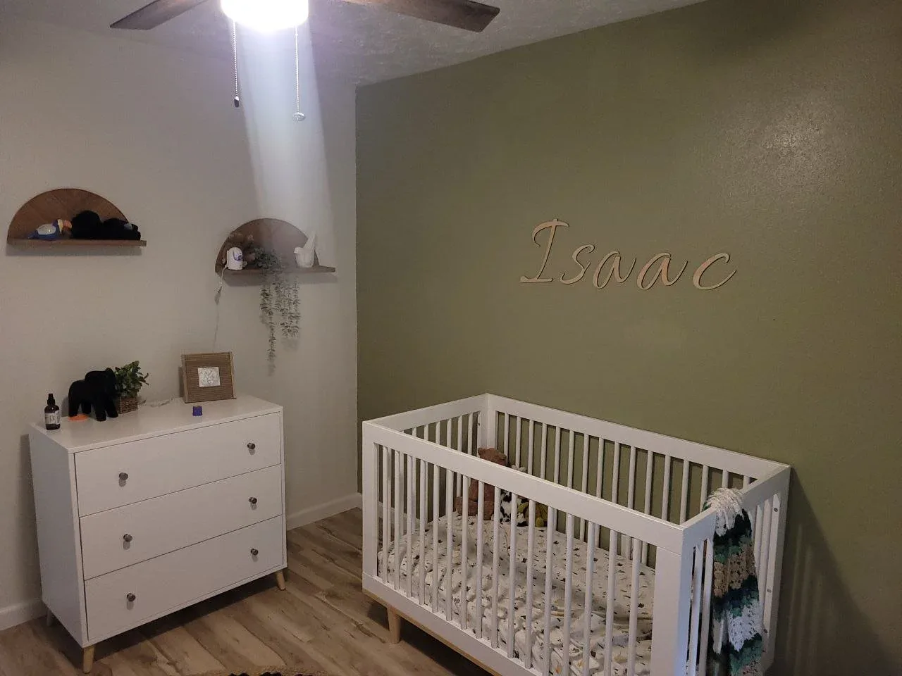 Oil-Based or Latex Paint? How to Tell for Sure